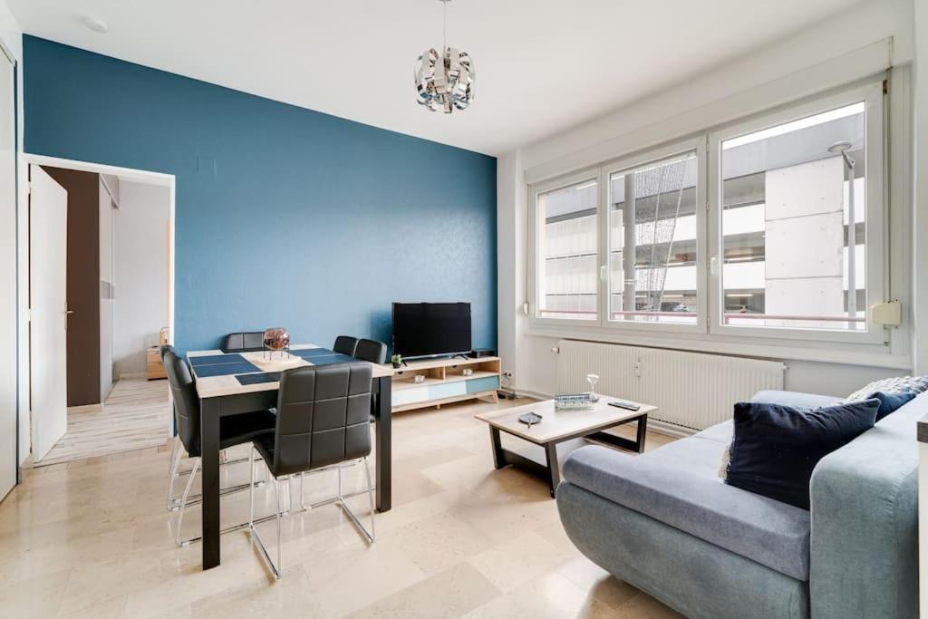 Superbe Appartement A Une Minute A Pied De La Gare エピナル エクステリア 写真