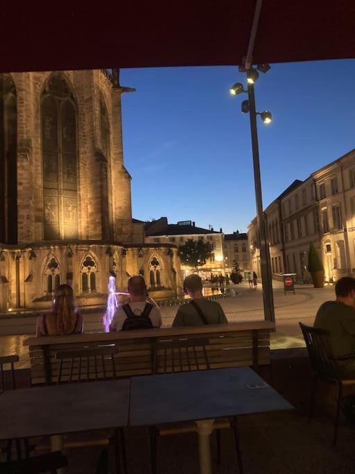 Superbe Appartement A Une Minute A Pied De La Gare エピナル エクステリア 写真