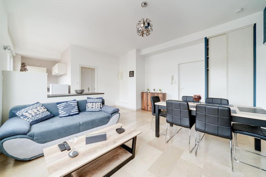 Superbe Appartement A Une Minute A Pied De La Gare エピナル エクステリア 写真